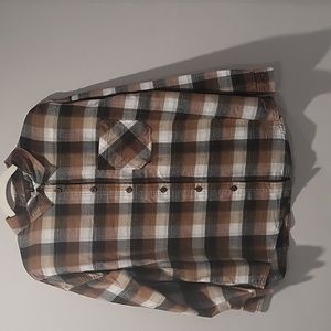 NWOT brown/black plaid button shirt size medium